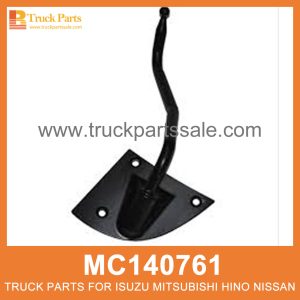 Bracket Left Outside Mirror MC140761 for Mitsubishi truck Soporte izquierdo de afuera espejo قوس تركت خارج المرآة