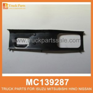 Bracket Right Front Bumper MC139287 for Mitsubishi truck Parachoques delantero derecho del soporte القوس الأيمن المصد الأمامي