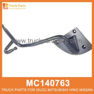 Bracket Right Outside Mirror MC140763 for Mitsubishi truck Soporte justo afuera del espejo قوس خارج المرآة مباشرة