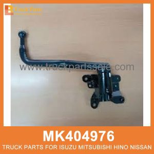 Bracket Right Outside Mirror MK404976 for Mitsubishi truck Soporte justo afuera del espejo قوس خارج المرآة مباشرة