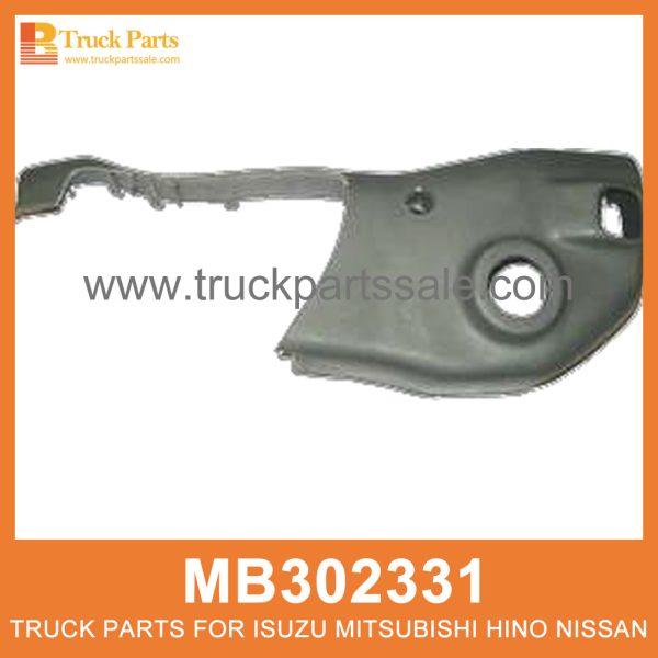 Cover Right Steering Column MB302331 MC134207 for Mitsubishi truck Cubra la columna de dirección derecha تغطية عمود التوجيه الأيمن