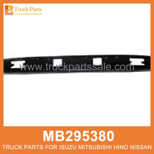 Front Bumper MB295380 MB293583 for Mitsubishi truck Parachoques delantero المصد الأمامي