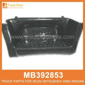 Garnish Right Foot Step MB392853 for Mitsubishi truck Decorar el paso del pie derecho مقبل خطوة القدم اليمنى