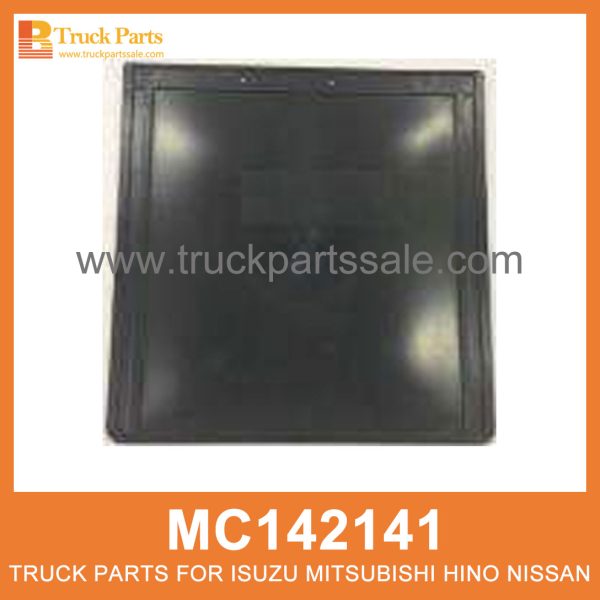 Mudflap Left Right Wheel MC142141 for Mitsubishi truck Rueda derecha izquierda de barro العجلة اليمنى من الطين اليسرى