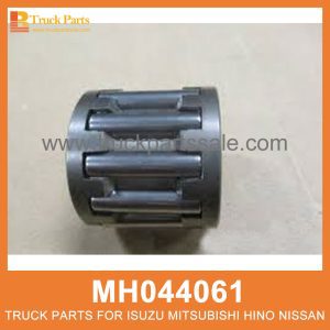 Needle Bearing Top Shaft 28 38 34 MH044061 for Mitsubishi truck Eje superior de rodamiento de agujas إبرة تحمل رمح أعلى