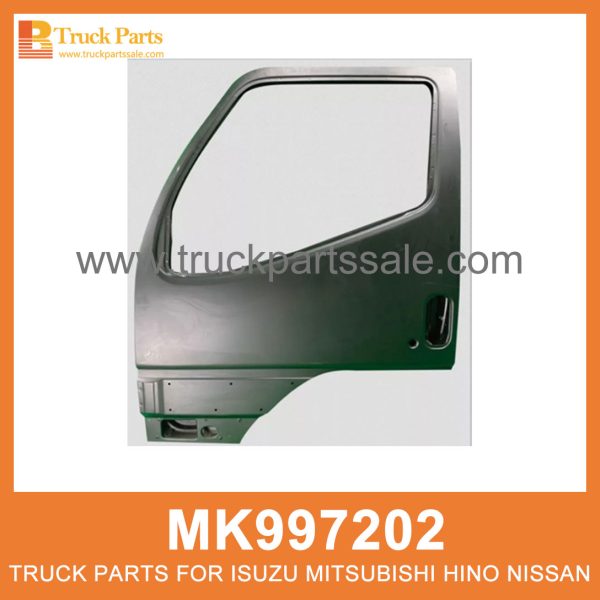 Shell Right Door without Mirror Hole MK997202 for Mitsubishi truck Puertas derecha de concha الباب اليمين قذيفة