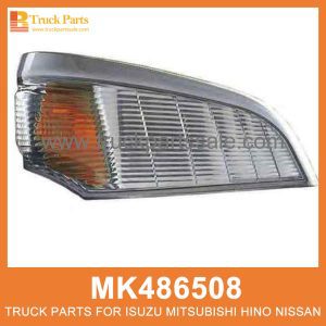 Side Lamp Right MK486508 214-1649R for Mitsubishi truck Lámpara lateral a la derecha مصباح جانبي صحيح