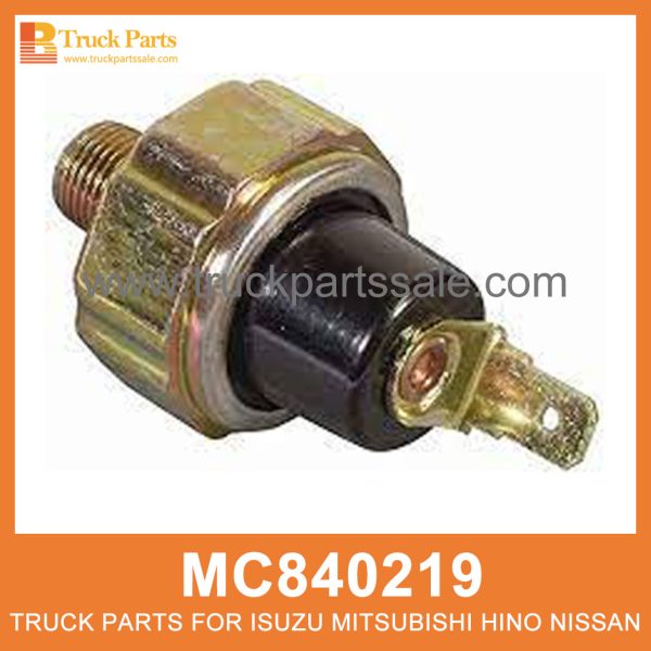 Switch Oil Pressure MC840219 for Mitsubishi truck Cambiar de presión de aceite تبديل ضغط الزيت