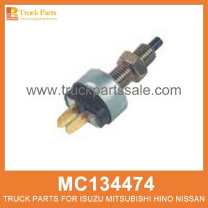 Switch Stop Lamp MC134474 for Mitsubishi truck Cambiar lámpara de parada تبديل إيقاف المصباح