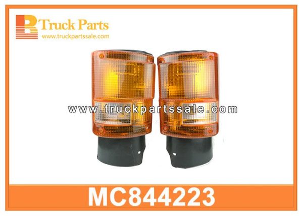 Corner lamp MC844223 MC844222 for MITSUBISHI FV FM80 T415 FT515 FK515 FM510 FB415 FM515 FK415 Lámpara de esquina مصباح الركن