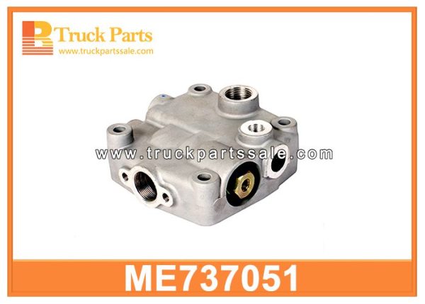 TRUCK Air Compressor Head ME737051 for MITSUBISHI 6D40 Cabeza de compresor de aire de camión رأس ضاغط الهواء الشاحنة