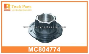 rear WHEEL HUB MC804774 MC803506 for MITSUBISHI FUSO FV413 FV415 cubo de la rueda trasera محور العجلات الخلفية